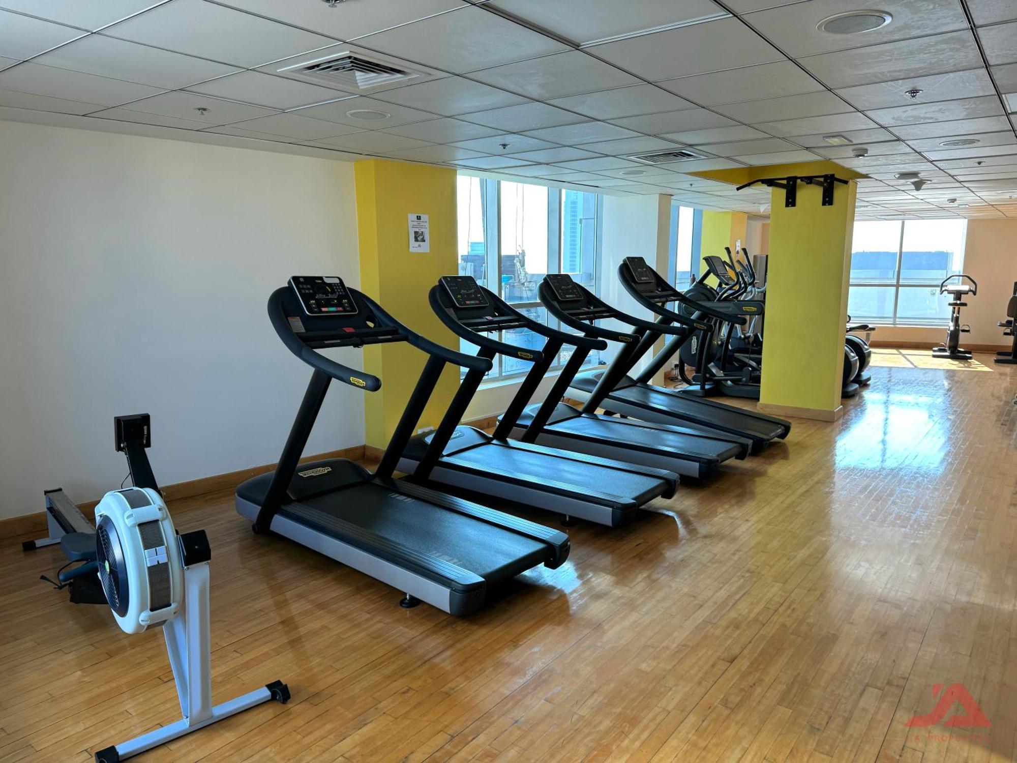 Cozy Marina & Sea View Apt In Bay Central Tower Dubai Marina With Modern Gym & Pool, Steps To Beach & Metro Екстериор снимка