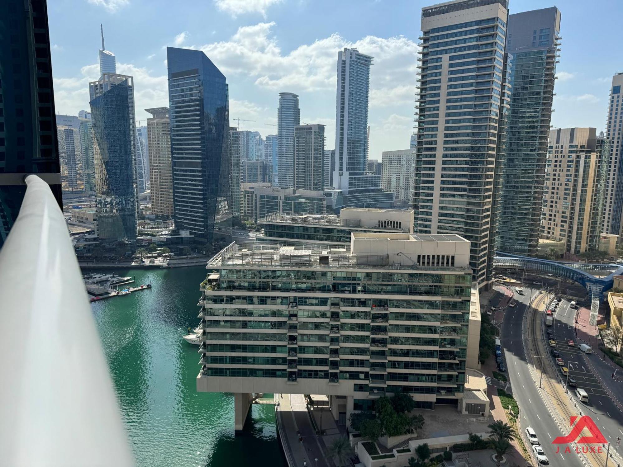Cozy Marina & Sea View Apt In Bay Central Tower Dubai Marina With Modern Gym & Pool, Steps To Beach & Metro Екстериор снимка